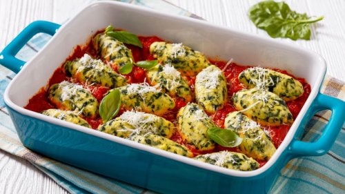 Mittelmeerküche: Malfatti in Tomatensoße