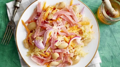 Sauerkraut-Salat mit weißen Bohnen: Wintersalat vom Feinsten