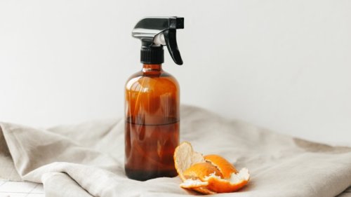 Putzen mit Orangenschalen: So einfach stellen Sie den perfekten Allzweckreiniger her