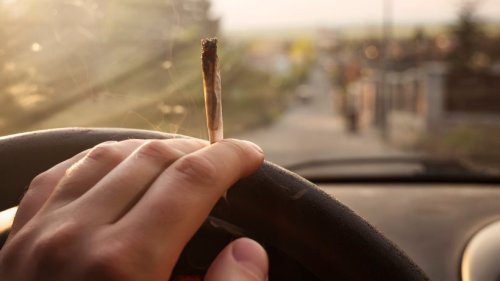 Einmalig Cannabis am Steuer: Verliere ich den Führerschein?