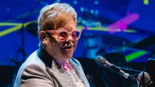 Elton John feiert nach zwei Jahren Zwangspause sein Bühnen-Comeback