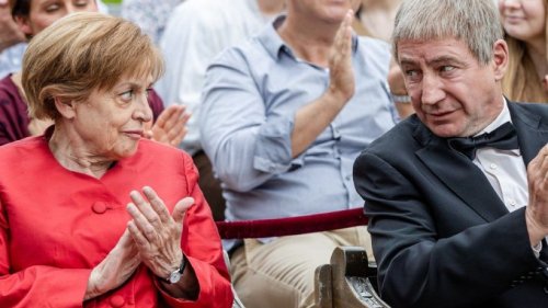 Nach Quotenerfolg: Wird es einen weiteren "Miss Merkel"-Krimi geben?