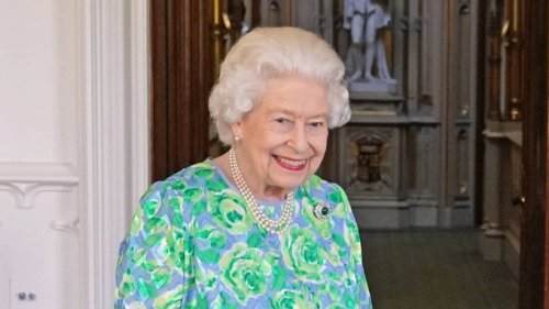 Madame Tussauds stellt die besten Queen-Kleider aus