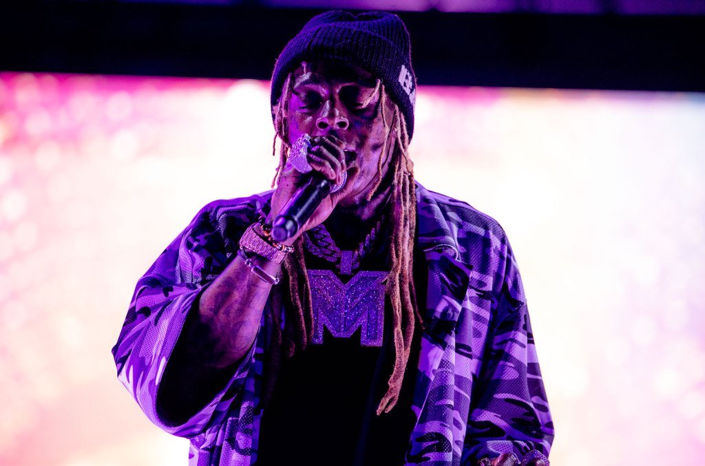 Lil Wayne Reaffirms Living Legend Status With Apollo Theater NYC Show
