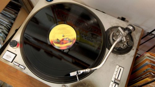 How Vinyl Made Its Big Comeback: For the Record