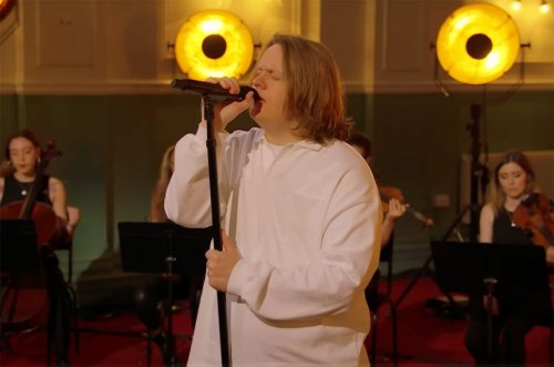 Lewis Capaldi Covers Britney Spears' 'Everytime': Watch