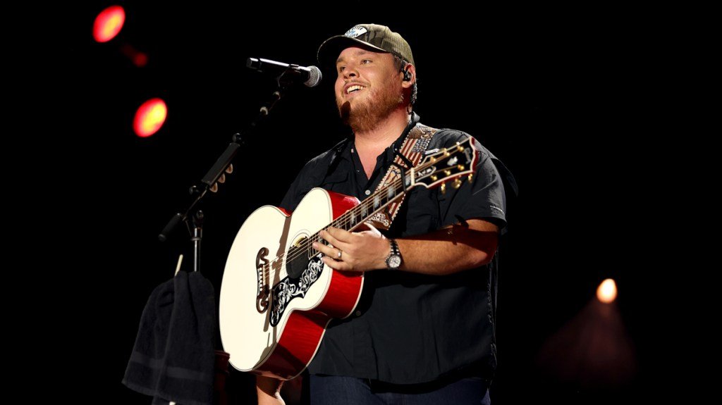 Luke Combs Has ‘Gone’ to No. 1 on Country Airplay Chart for a 15th Time