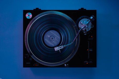 Sound Check: The Best Record Players & Turntables for All Sorts of Music Fans
