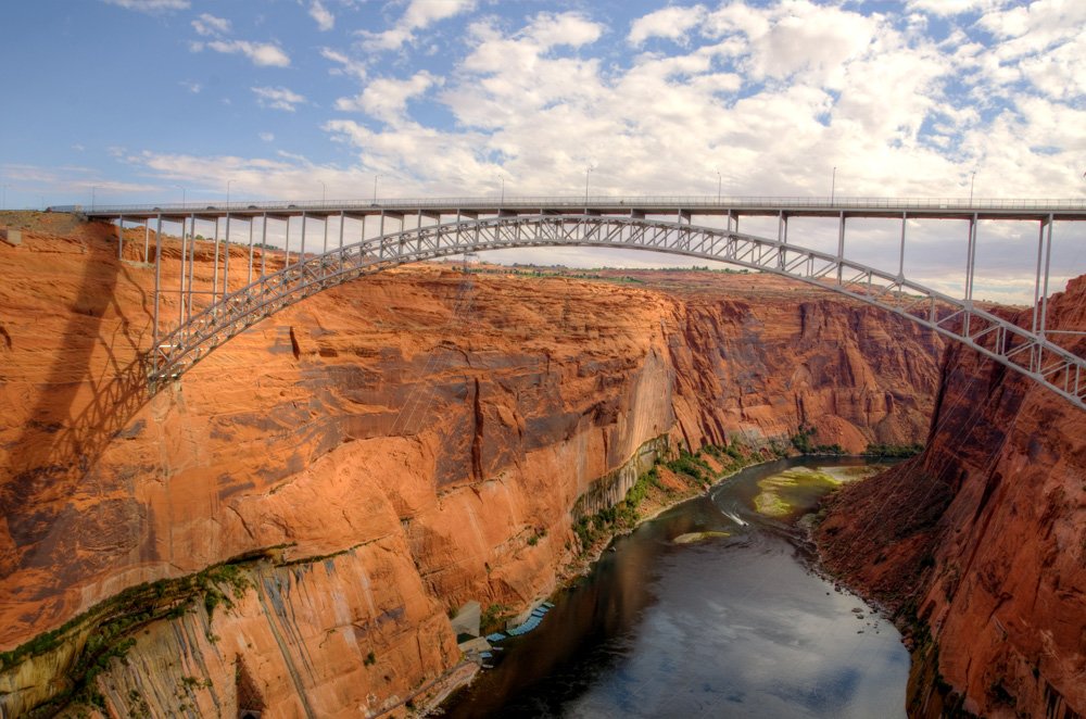 The outdoor explorer: discovering nature's beauty 