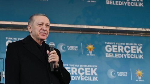 Erdoğan: Muhalefet kaybedeceğini anlayınca sağa sola saldırıyor