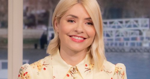 Holly Willoughby Having Tough Time As Itv This Morning Holds Crisis Holly Willoughby Having Tough Time As Itv This Morning Holds Crisis