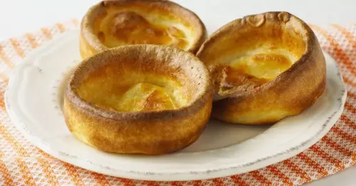 How to make ginormous Yorkshire puddings every time according to a pro chef