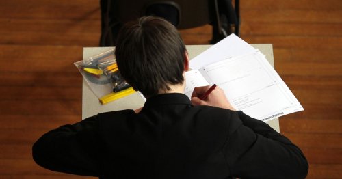 What is a GCSE, how are GCSEs graded and what does it take to pass?