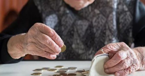 People over certain age told to act before Wednesday for £3,500 bonus in bank account