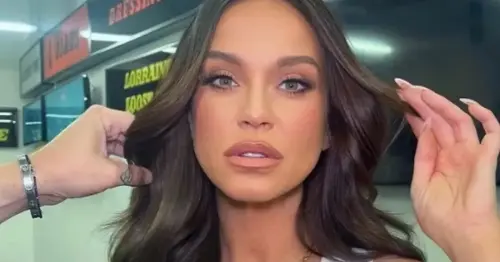 Easyjet breaks silence after Vicky Pattison 'banned' from flight to Italy