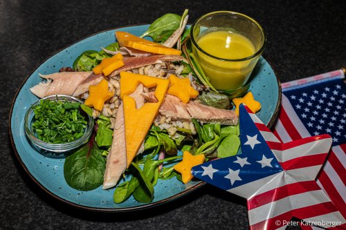 Smoked Lake Trout Salad aus Wisconsin - Bistro Global