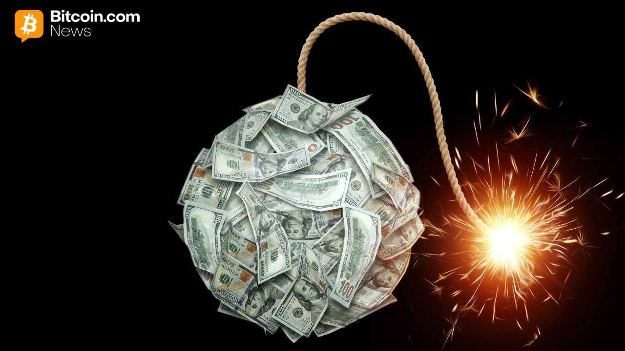 Robert Kiyosaki Gears up for Dollar Collapse While Boosting Bitcoin Holdings