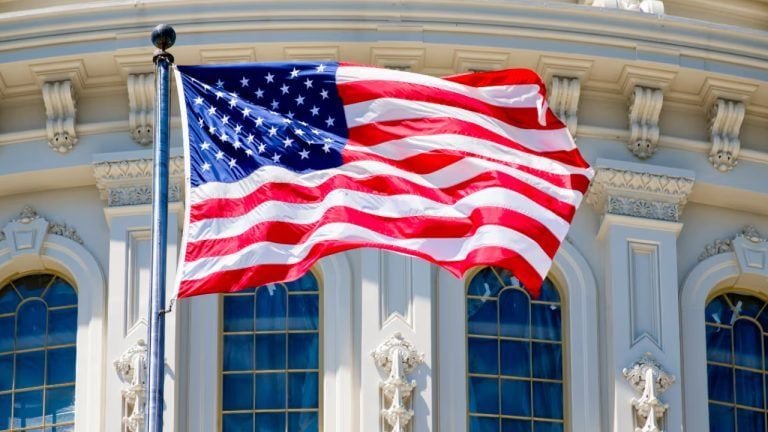 US Lawmaker: Bitcoin Could Mark the ‘Beginning of the End’ of All Authoritarian Governments