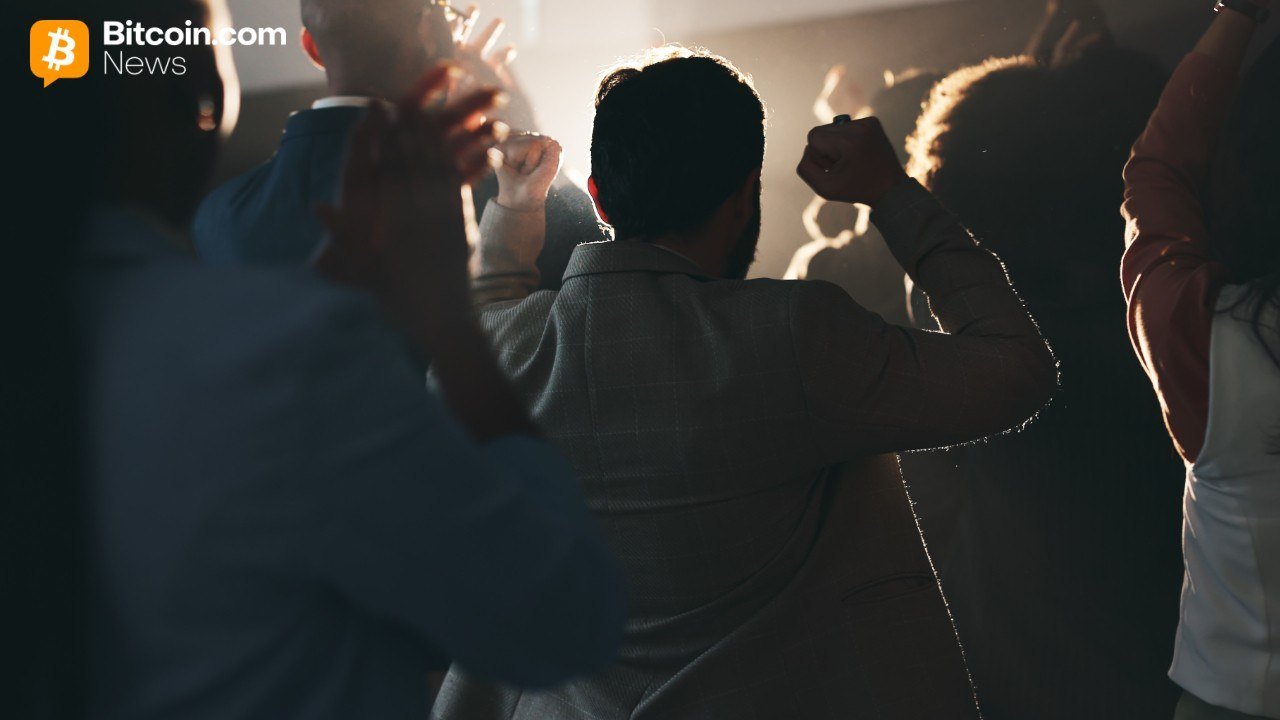 2,000+ Bank Advisors Crowd Bitcoin Briefing Fueling Mainstream Adoption