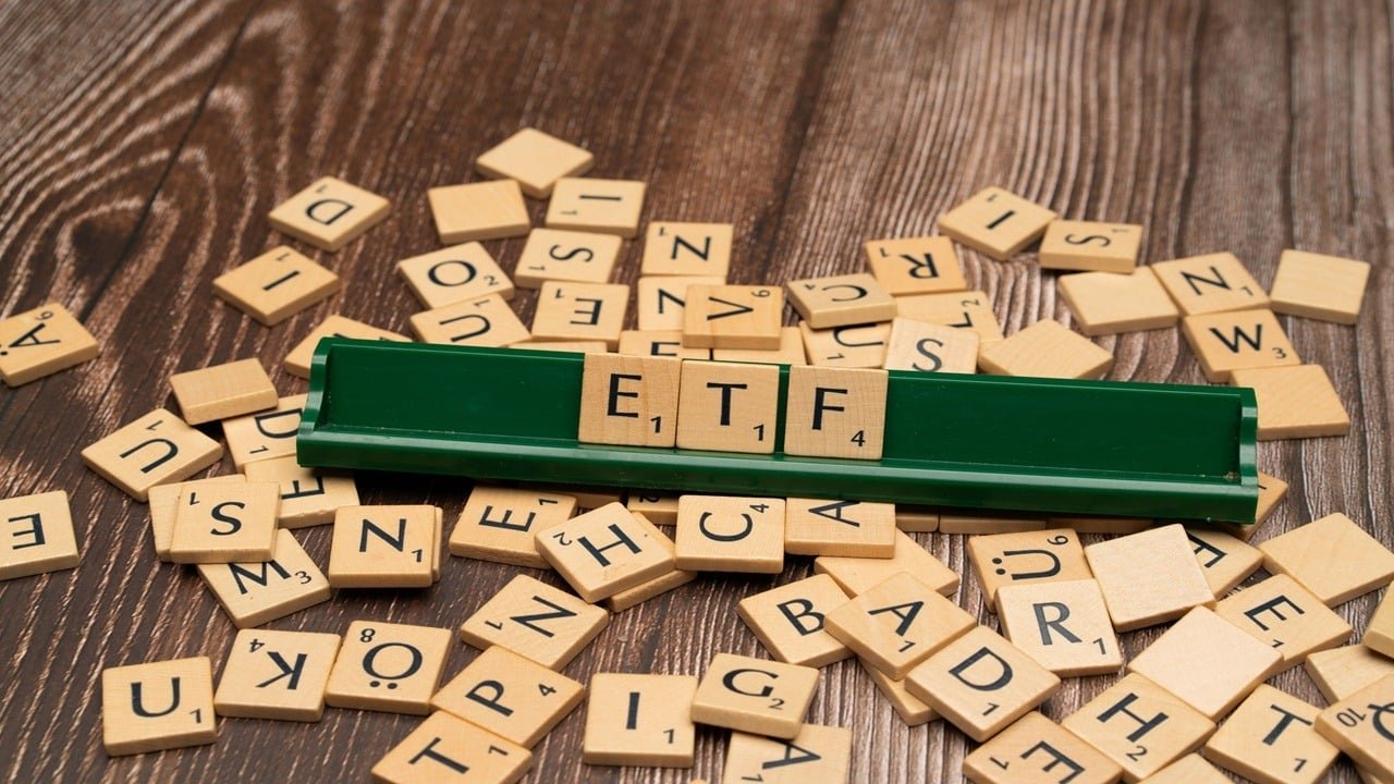 Bitcoin ETFs Bleed $91 Million as Ether ETFs Pull in $82 Million in Single-Day Rotation