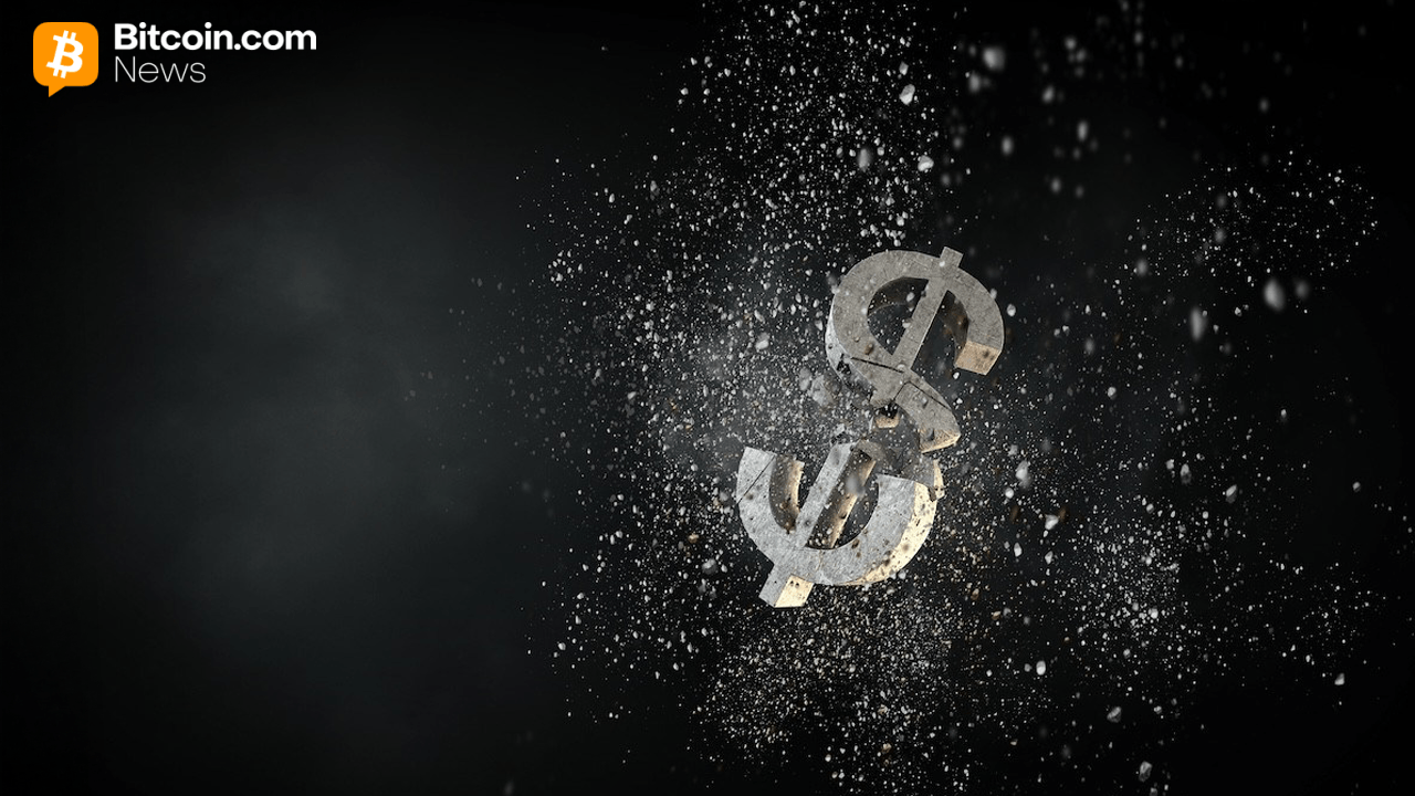 $500 Billion Bank Run Incoming if Stablecoin Adoption Doesn't Slow: Standard Chartered