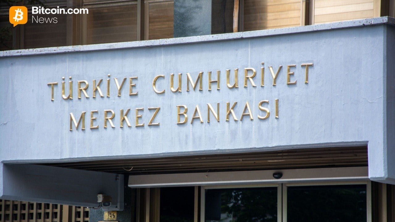 Report: Turkish Central Bank Considers Tapping Gold Reserves to Defend Lira