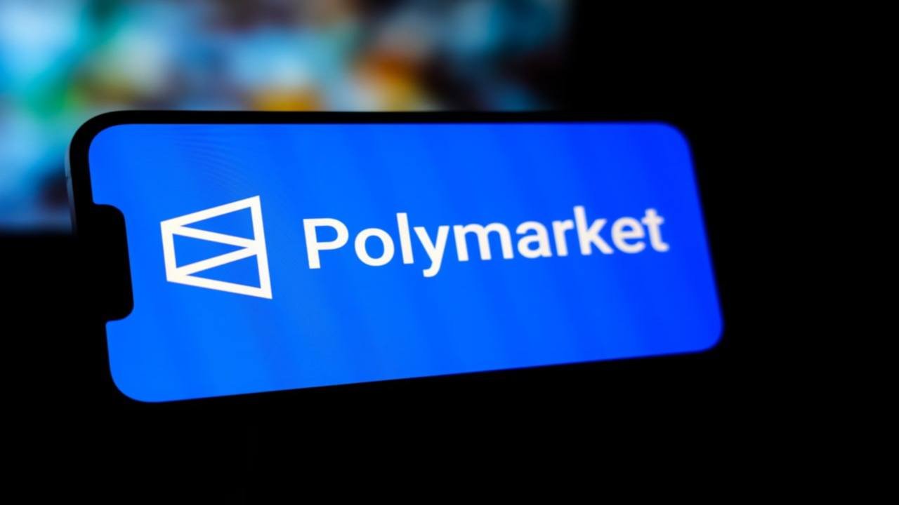 Polymarket Staged $900K in Fake Winnings to Court Banned US Users, WSJ Finds