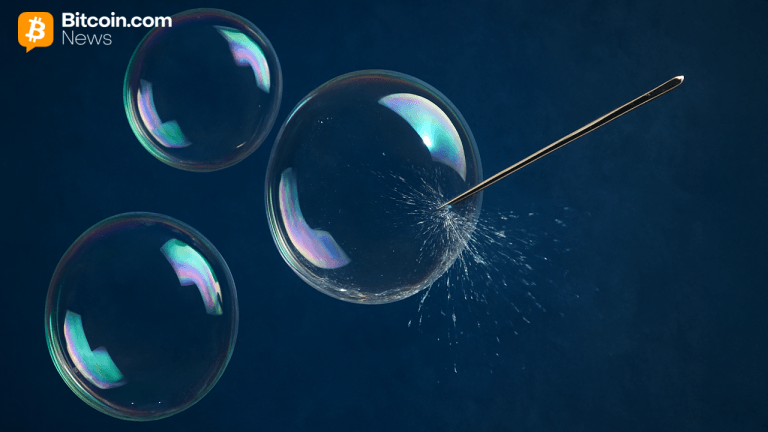 Weekly Roundup: Crypto Market Loses $280B, Bitcoin Risks Drop Toward $89K