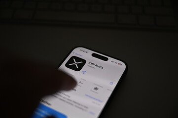 Coinbase’s XRP Decline Continues: 90% Crash In Exchange’s Reserves Tells Story Of Investor Accumulation