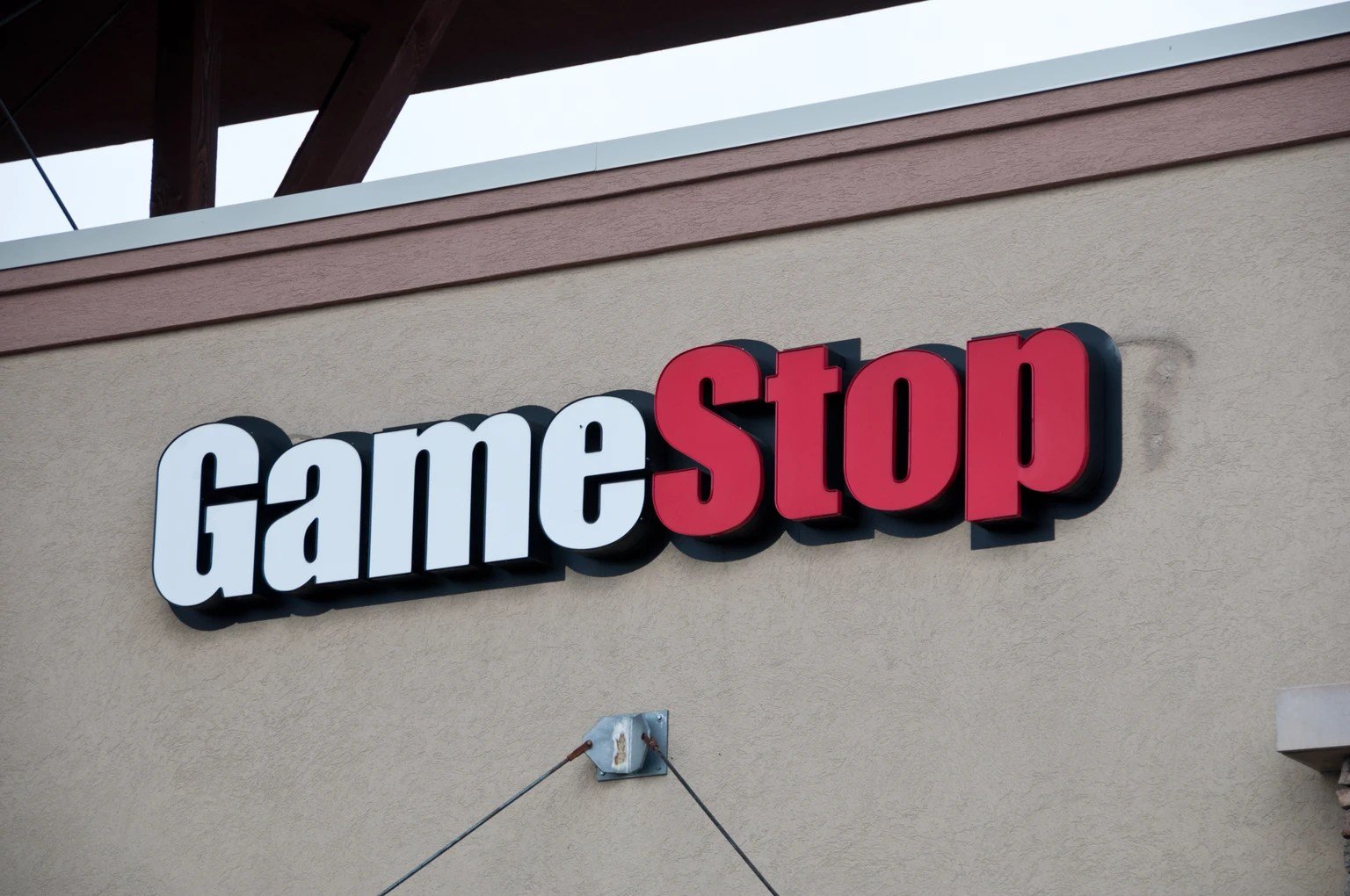 GameStop Transfers Full Bitcoin Stack, Analysts Flag Possible Exit