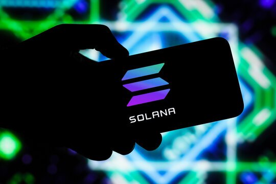 Solana Ecosystem To Gain Boost With New Alliance Between Crypto.com And Sharps Technology – Details