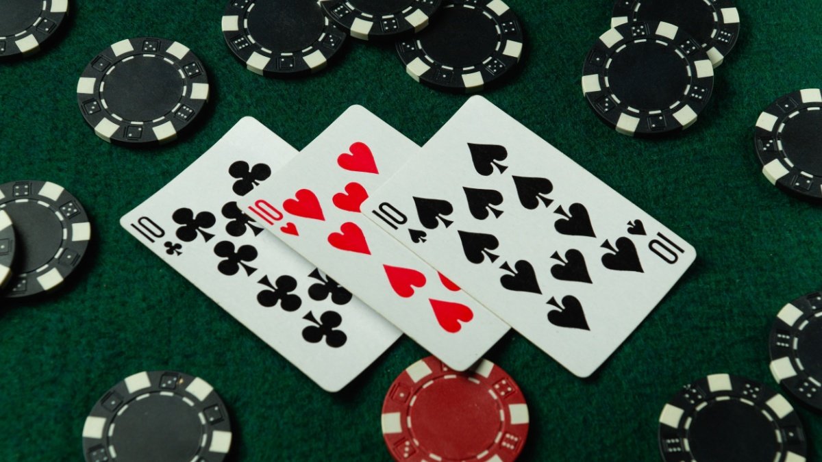 Ник Эйрболл стал амбассадором CoinPoker и запускает розыгрыш $13 500 для игроков