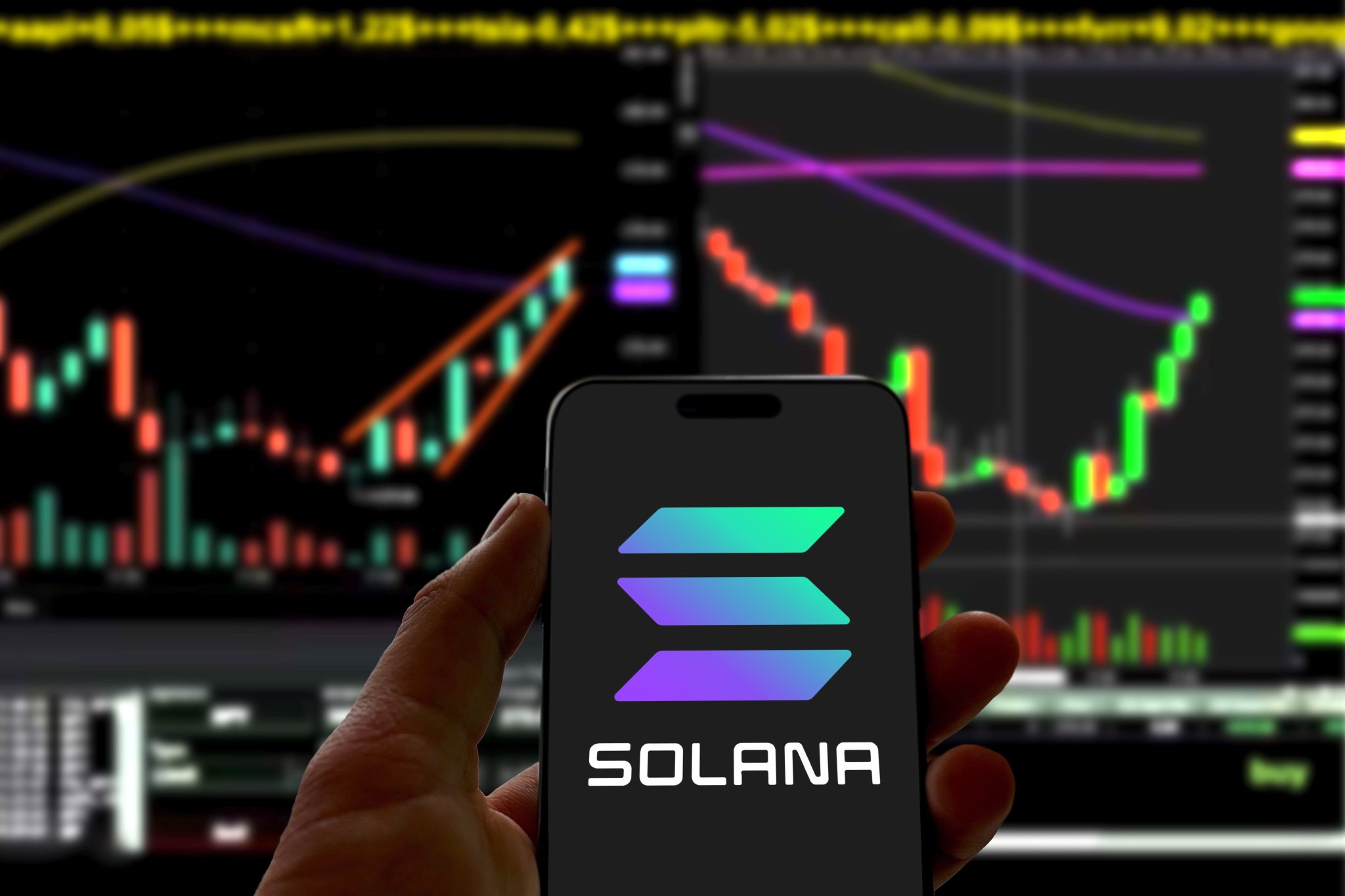 This Finance CEO Picks Solana Instead Of Bitcoin — Here’s Why