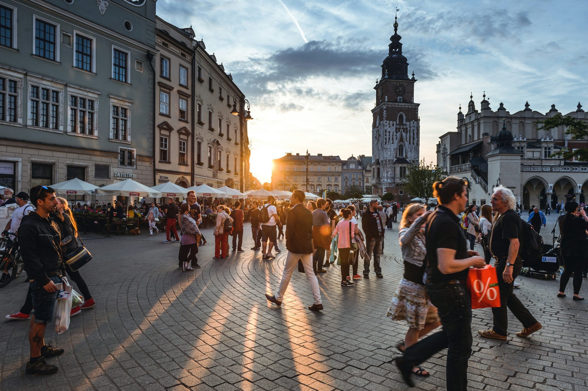 Poland Joins The Bitcoin ETF Wave With Warsaw Stock Exchange Debut