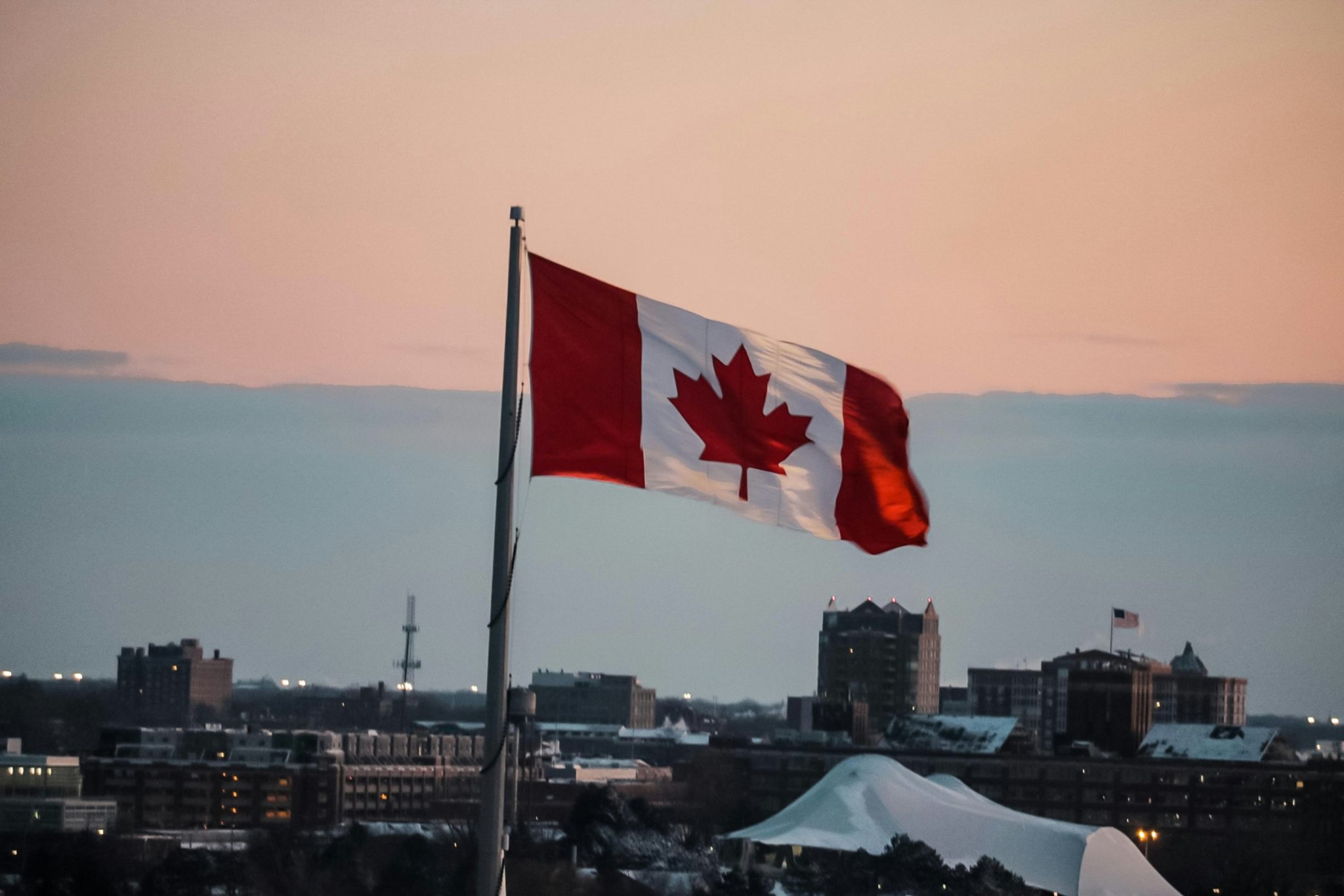 Canadian Crypto Traders In Trouble? Regulator Flags 40% For Possible Tax Fraud