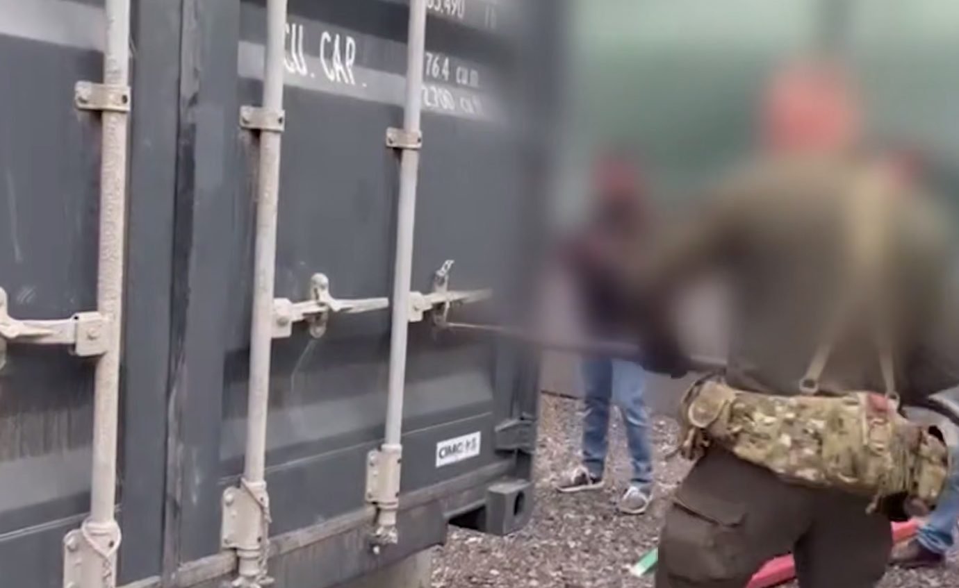 2,700 Crypto Rigs Seized: Russia Launches Biggest Mining Raid Of The Year