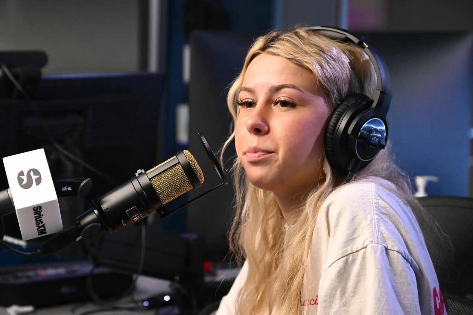 Hawk Tuah Influencer Says Memecoin Collapse Left Her Traumatized, But Critics Push Back