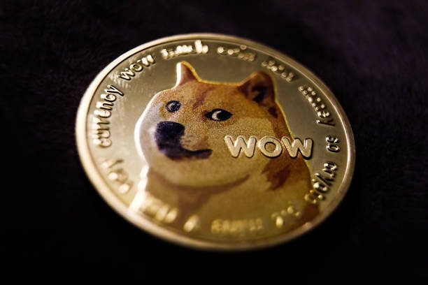 Dogecoin Breakout Watch Returns As DOGE Traders Aim For $0.13