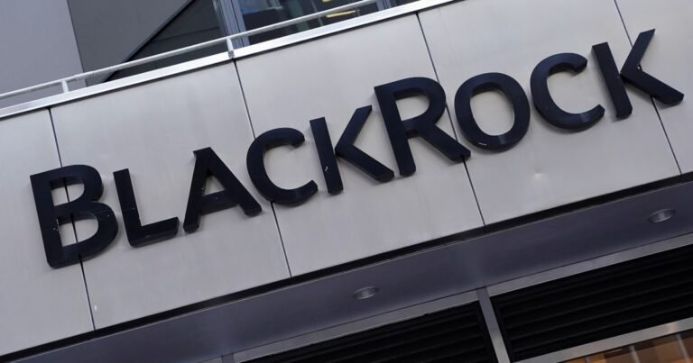 BlackRock Files For Covered-Call Bitcoin ETF Aimed At Income Seekers