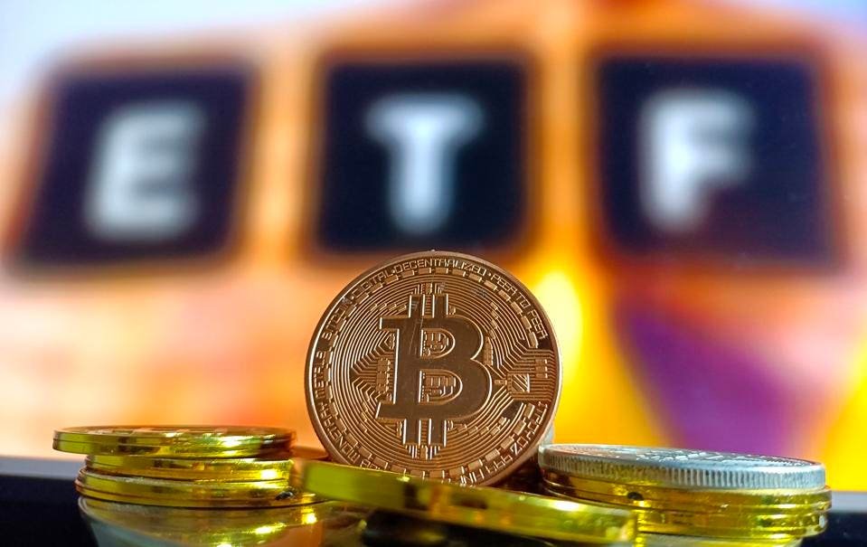 Bitcoin Spot ETFs Bounce Back With $3.24 Billion In Net Inflows – Details