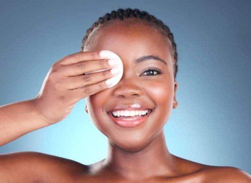 The Best 7 Facial Cleansers For Black And Brown Skin