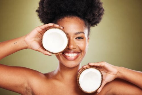 6 All-Natural Remedies to Combat Common Skin Issues