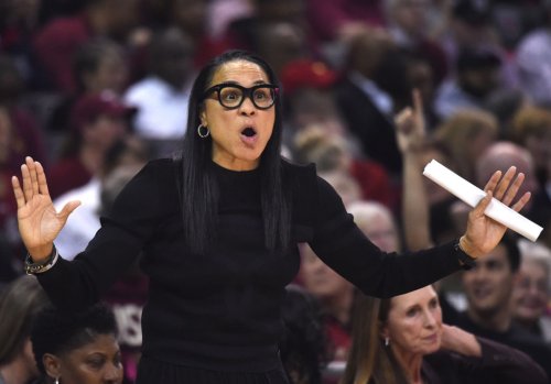 Dawn Staley Chastises South Carolina Women’s Basketball Team For Behavior Toward Opponents