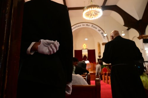 Houston Pastor Robert L. Carter Jailed For Allegedly Raping Teenager For 12 Years