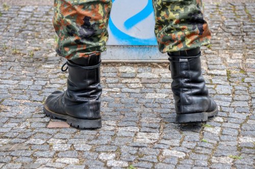 Personalmangel – Bundeswehr zahlt 666 Millionen an private Sicherheitsdienste