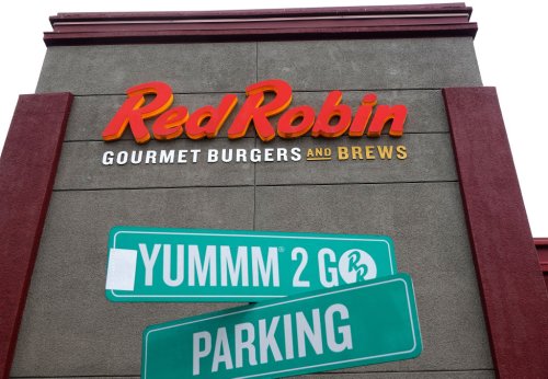 Red Robin's Bottomless Burger Pass: All The Details You Need To Know, Including How Much It Costs - Blavity