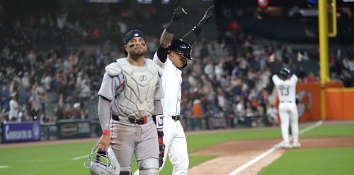 At Almost the Exact Same Time the Cubs Walked Off, Javy Báez Was Hitting His Own Walk-Off Shot