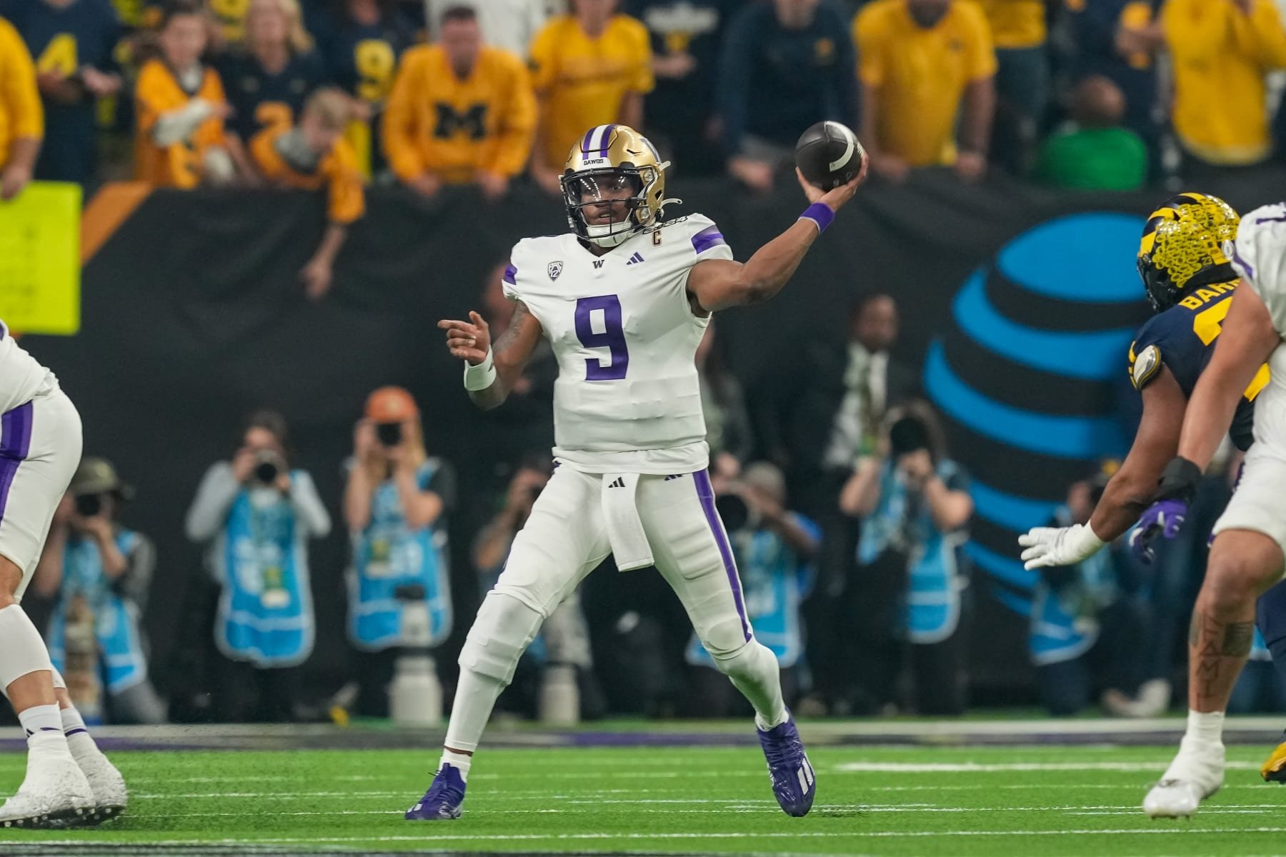2024 NFL Draft: Teams That Should Trade into Back of Round 1 and Prospects to Target