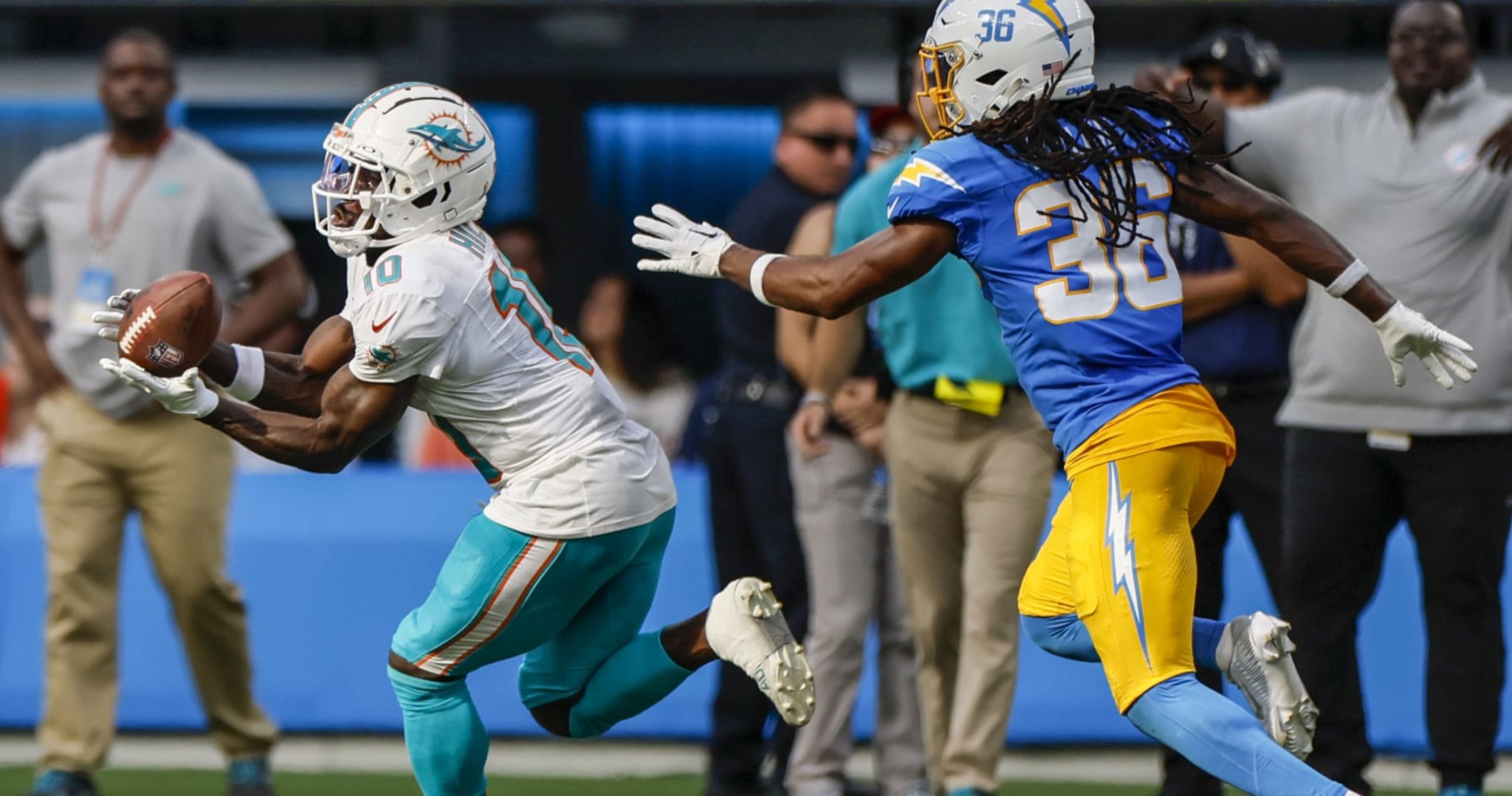 Here's the Dolphins' updates on Waddle, Phillips, Armstead, Ahmed