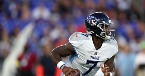Titans' Mike Vrabel Says Malik Willis Must 'Be More Decisive' Throwing the Football